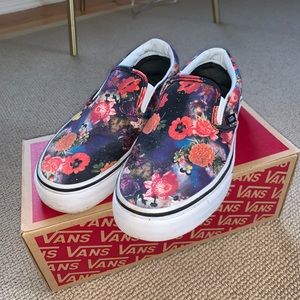 Women’s Floral Slip-On Vans